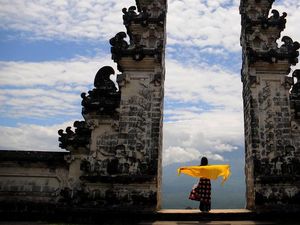 Bali Tak Tergoyahkan Jadi Destinasi Favorit Traveler Indonesia