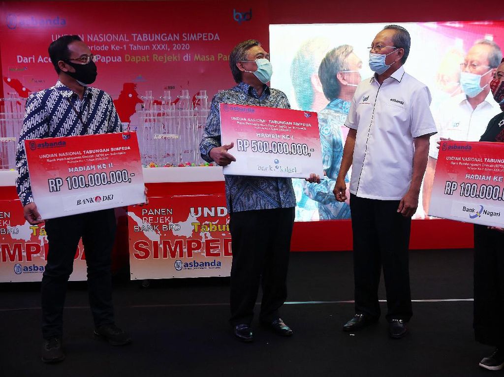 Momen Undian Nasional Tabungan Simpeda Momen Undian Nasional Tabungan Simpeda
