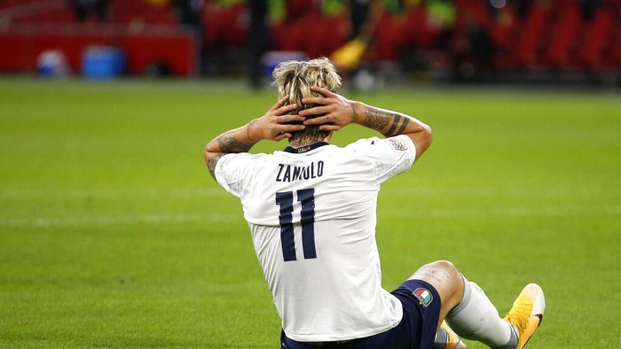 Italys Nicolo Zaniolo reacts after missing a scoring chance during the UEFA Nations League soccer match between The Netherlands and Italy at the Johan Cruijff ArenA in Amsterdam, Netherlands, Monday, Sept. 7, 2020. (AP Photo/Peter Dejong)