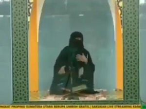 Tawaran Dunia Takkan Bisa Buka Cadar Peserta MTQ yang Viral Tawaran Dunia Takkan Bisa Buka Cadar Peserta MTQ yang Viral