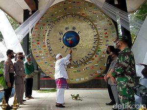 Potret Gong Perdamaian Dunia di Ciamis yang Ditabuh Setahun Sekali Potret Gong Perdamaian Dunia di Ciamis yang Ditabuh Setahun Sekali