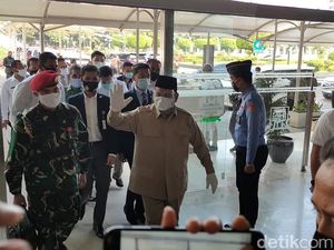 Video Prabowo Sempat Temui Menhan China, Bahas Apa? Video Prabowo Sempat Temui Menhan China, Bahas Apa?