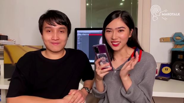 Rayhan dan Isyana saat histeris melihat foto V BTS