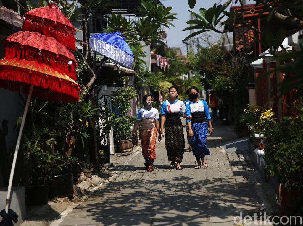 Keren! Ada Kampung Bali di Bekasi Keren! Ada Kampung Bali di Bekasi