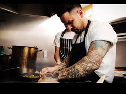 Chef Ini Beri Jawaban Tak Terduga Atas Kritik Tajam Pelanggannya