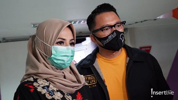 Ferry Maryadi dan Deswita