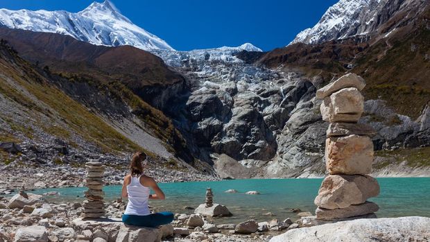 Gunung Manaslu di Nepal