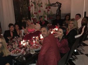 Ketatnya Aturan Bertamu ke Rumah Keluarga Kardashian Ketatnya Aturan Bertamu ke Rumah Keluarga Kardashian