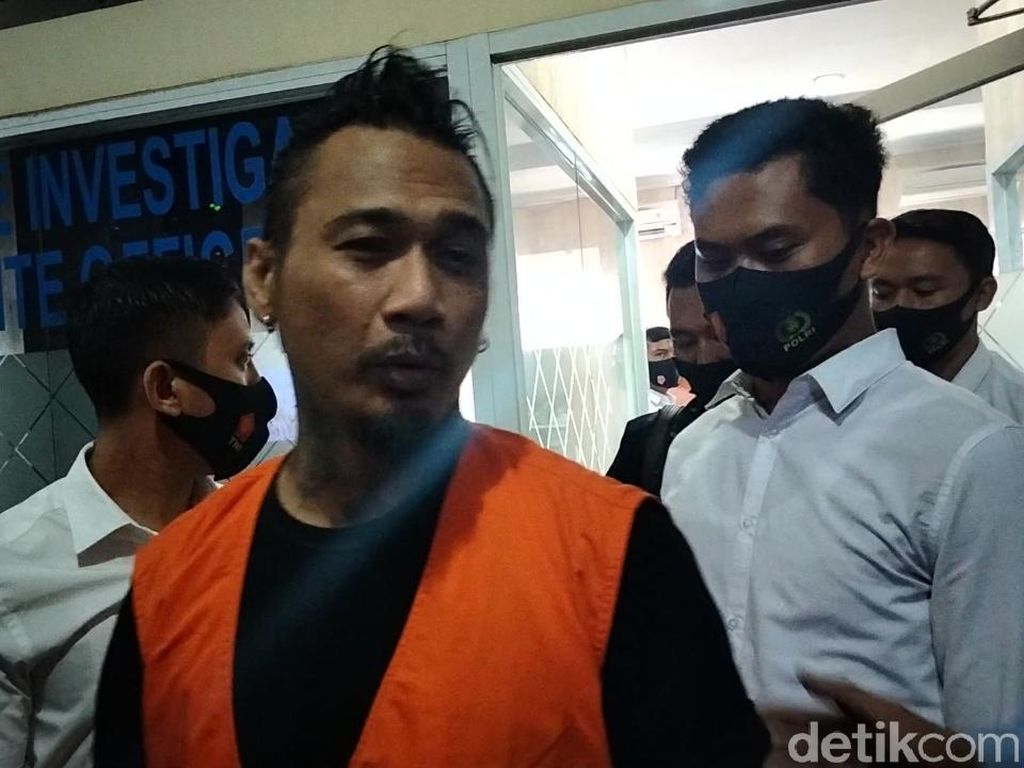 Jerinx SID Usai WO dari Sidang: Saya Bukan Superman, Apa yang Ditakuti? Jerinx SID Usai WO dari Sidang: Saya Bukan Superman, Apa yang Ditakuti?