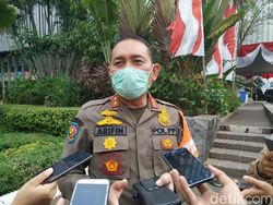 Satpol PP DKI Pastikan Semua Spanduk FPI Sudah Turun