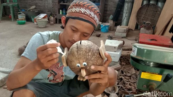 Kisah Perajin Batok Kelapa di Kudus Jajal Pasar Internasional