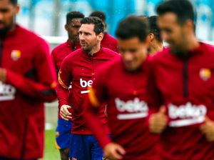 Messi Sudah Latihan Bareng Rekan Setimnya di Barcelona Messi Sudah Latihan Bareng Rekan Setimnya di Barcelona