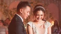 7 Kemesraan Nella kharisma dan Dory Harsa yang Akhirnya Ngaku Menikah