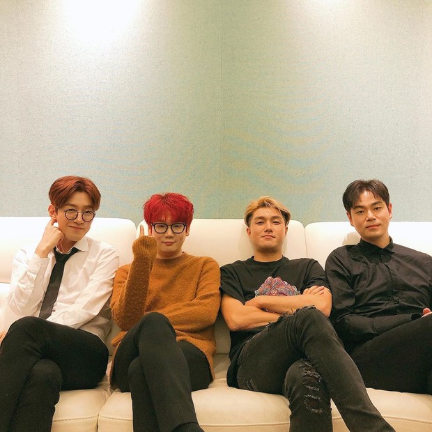 NELL/instagram.com/spacebohemians Grup band ini juga mendapatkan pujian karena memainkan dan membentuk genre rock di Korea.