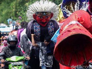Babinsa Tendang Pengamen Ondel-ondel Pencuri HP, Ini Kata Kodam Jaya