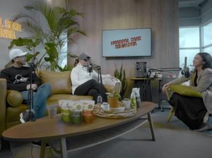 NSS: Putri Tanjung, Deddy Corbuzier, Raditya Dika Ngobrolin Anak hingga Haters NSS: Putri Tanjung, Deddy Corbuzier, Raditya Dika Ngobrolin Anak hingga Haters