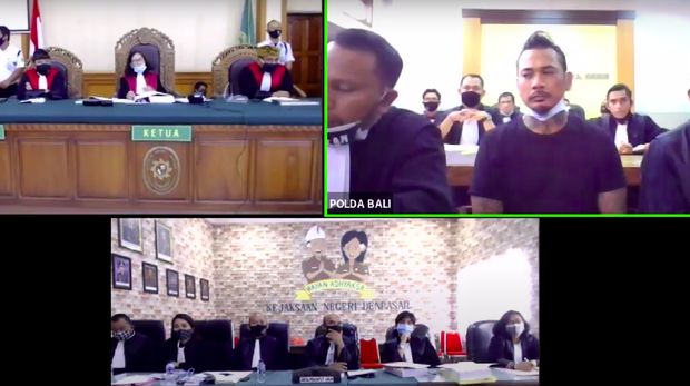Sidang perdana Jerinx SID. (Tangkapan layar sidang perdana Jerinx yang digelar online.