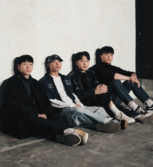 Surl/instagram.com/surlofficial Memainkan berbagai genre mulai dari blues hingga british rock dengan gaya musik yang unik, grup band ‘SURL’, berhasil menarik perhatian banyak orang.