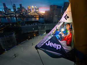 Ngeri, Tenda Ini Berada di Ketinggian 76 Meter