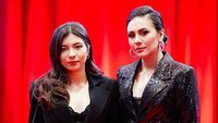 7 Potret Wulan Guritno dan Putrinya Shalom yang Seperti Kakak Adik