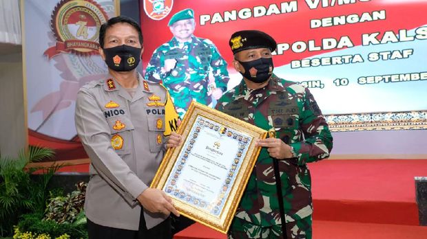 1.331 Personel TNI-Polri Amankan Pilkada Kalsel di Tengah Pandemi 1.331 Personel TNI-Polri Amankan Pilkada Kalsel di Tengah Pandemi