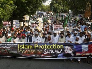 2 Negara Islam Ini Protes Charlie Hebdo Terbitkan Lagi Karikatur Rasulullah