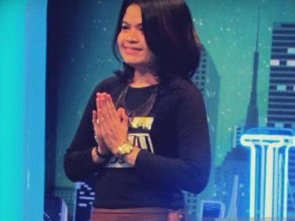 Ayla Zumela, Jebolan Audisi Nyanyi TV Ditahan atas Kasus Investasi Bodong Ayla Zumela, Jebolan Audisi Nyanyi TV Ditahan atas Kasus Investasi Bodong