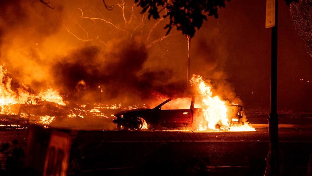Deretan Mobil yang Gosong Akibat Kebakaran Hutan di Oregon