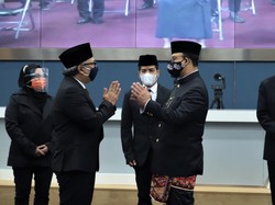 Gubernur Anies Resmikan Anggota Dewan Kesenian Jakarta Periode 2020-2023