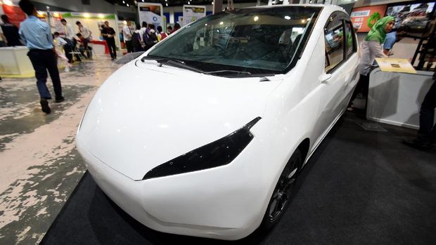 Start up Malaysia EV Innovations merancang mobil listrik MyKar yang mirip Honda Jazz.