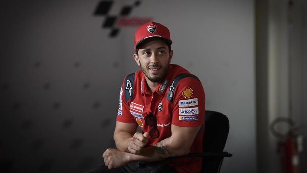 Valentino Rossi, Francesco 'Pecco' Bagnaia, Andrea Dovizioso, Luca Marini, Miguel Oliveira, Fabio Quartararo menjalani konferensi pers jelang MotoGP San Marino 2020 di Sirkuit Misano, Kamis (10/9).