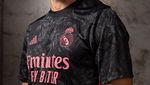 Jersey Ketiga MU Sampai Juve: Keren atau Aneh?
