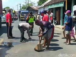 Kecelakaan Beruntun 5 Kendaraan di Kota Pasuruan, Seorang Wanita Tewas