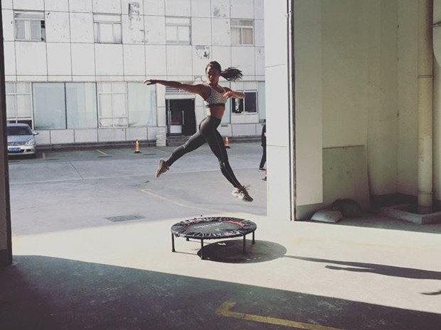 Manfaat Olahraga Trampolin/ Foto: Instagram.com/colettedong salah satu manfaat olahraga trampolin yaitu memperlancar sirkulasi darah