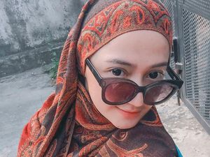 8 Gaya Hijab Marcella Simon, Bintang Sinetron yang Berhijab Setelah Mualaf 8 Gaya Hijab Marcella Simon, Bintang Sinetron yang Berhijab Setelah Mualaf