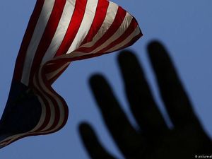 Microsoft: Peretas Rusia-China-Iran Targetkan Kampanye Trump dan Biden