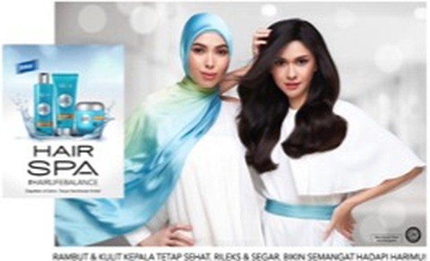 Jaga #HairLifeBalance dengan Hairspa di Rumah ala Nana Mirdad
