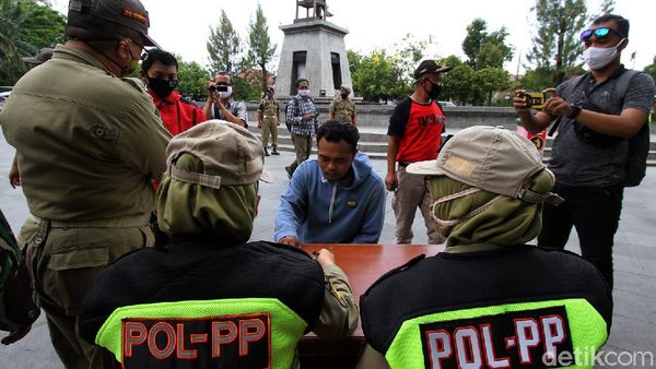 Siap-siap Terjaring Razia Bila Tak Pakai Masker di Solo