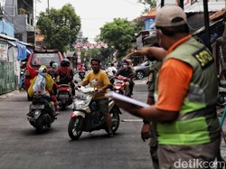 Ada Satpol PP Cari-cari Kesalahan soal Aturan Wajib Masker? Adukan ke Sini