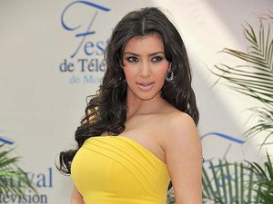 Kisah Kim Kardashian Jadi Tukang Beres-beres Lemari Sebelum Terkenal Kisah Kim Kardashian Jadi Tukang Beres-beres Lemari Sebelum Terkenal