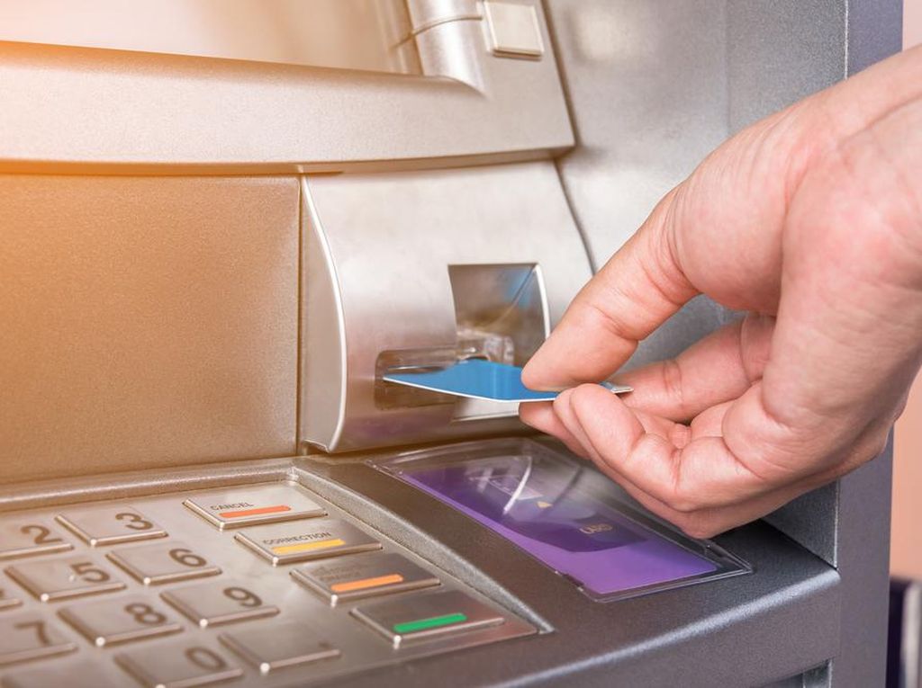 Polisi: Bank Kembalikan Uang Korban Pembobolan ATM di Pekalongan Polisi: Bank Kembalikan Uang Korban Pembobolan ATM di Pekalongan