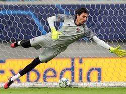 AC Milan Resmi Rekrut Tatarusanu dari Lyon