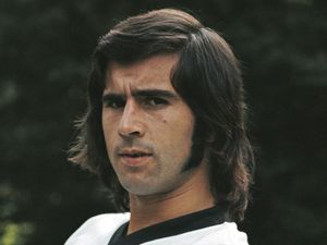 Mengenal Alzheimer, Penyakit yang Diidap Gerd Mueller Sebelum Meninggal