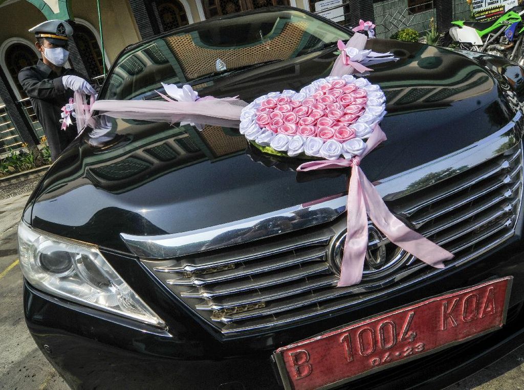 Mobil Dinas di Bekasi Bisa Dipakai untuk Pernikahan Lho Mobil Dinas di Bekasi Bisa Dipakai untuk Pernikahan Lho