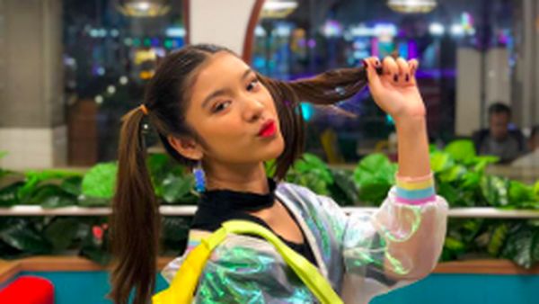 Manis Banget! Ini Tiara Andini Saat Masak hingga Ngemil Donat