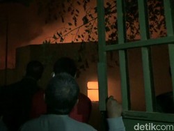 Dua Gudang Mebel dan Dua Rumah Terbakar, Kerugian Diperkirakan Rp 1 Miliar
