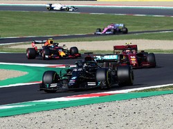Hasil GP Tuscan: Hamilton Juara, Pembalap Thailand Rebut Podium