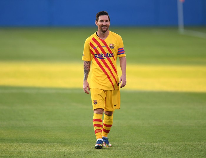 BARCELONA, SPAIN - SEPTEMBER 12: Lionel Messi of FC Barcelona reacts during the during the pre-season friendly match between FC Barcelona and Gimnastic de Tarragona at Estadi Johan Cruyff on September 12, 2020 in Barcelona, Spain. (Photo by David Ramos/Getty Images)