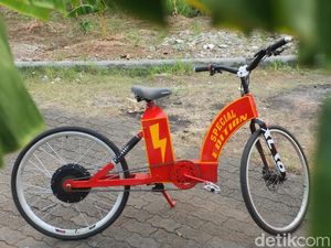 Video Canggihnya Kakek di Bekasi Ciptakan Sepeda Listrik