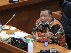 Wakil Ketua Komisi XI Minta RI Waspadai Kenaikan Suku Bunga The Fed